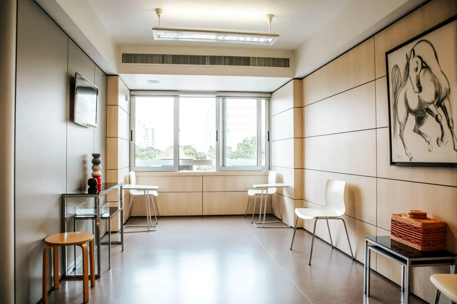 Sala de espera da Clínica Dentária Dr. António Bexiga na Portela